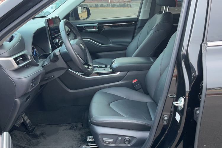 Used Toyota Highlander 2022 Dual-Engine 2.5L Four-Wheel Drive Prestige Version 7 Seats