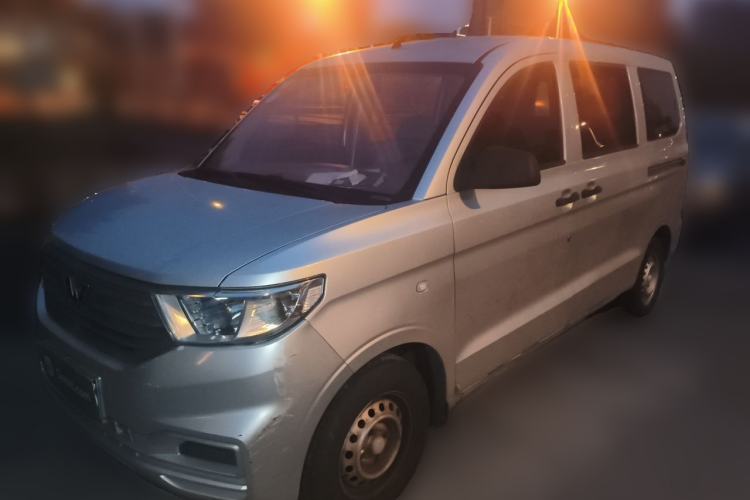 Used Wuling Hongguang V 2019 1.5L Jingqu Version China VI LAR