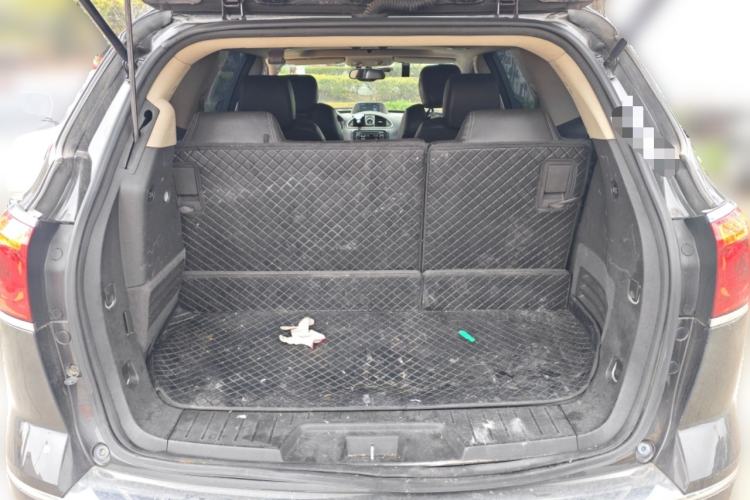 Used Buick Enclave 2014 3.6L Two-Wheel Drive Elite Comfort Version Trunk