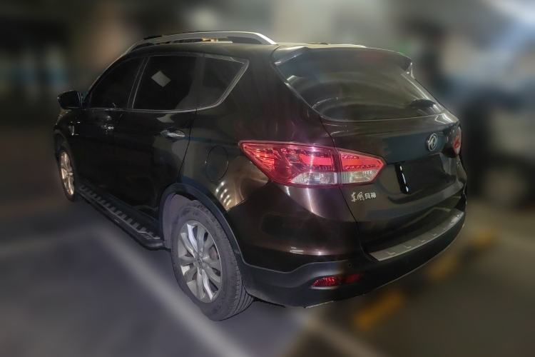 Used Dongfeng Aeolus AX7 2015 2.0L Manual Parade Edition