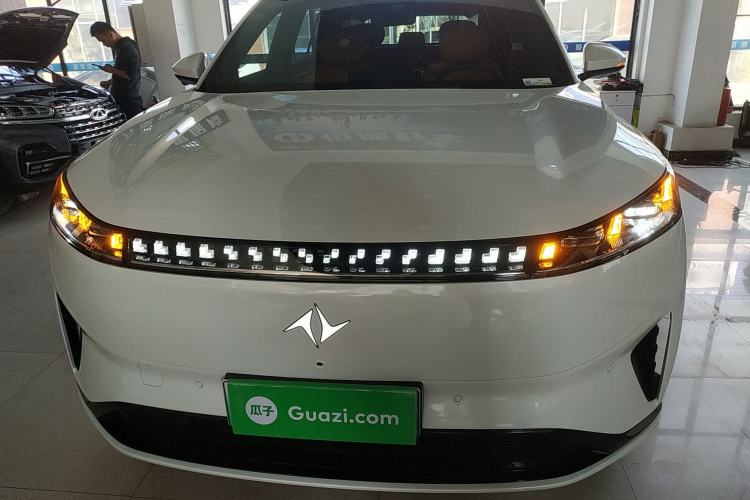 Used Dongfeng eπ eπ008 2025 210Max Range-Extended Version 5 Seats Exterior 1