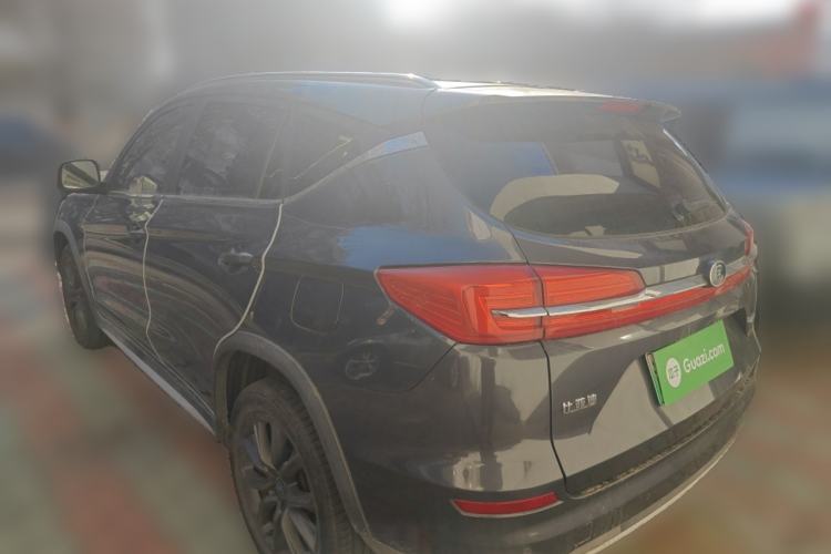 Used BYD Song New Energy 2019 Song DM 1.5TID Smart Connect Premium Model