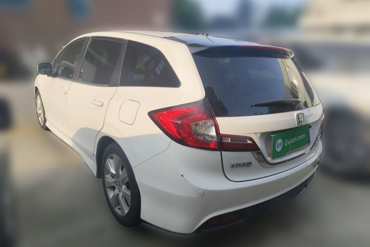 Used Honda Jade 2013 1.8L automatic Comfort version 5 seats
