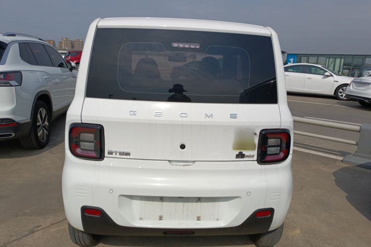 Used Geely Galaxy Panda 2023 Panda Mini 200km Endurance Bear Rear