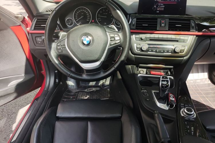 Used BMW 3 Series 2013 Facelifted 328i Sport Design Package
