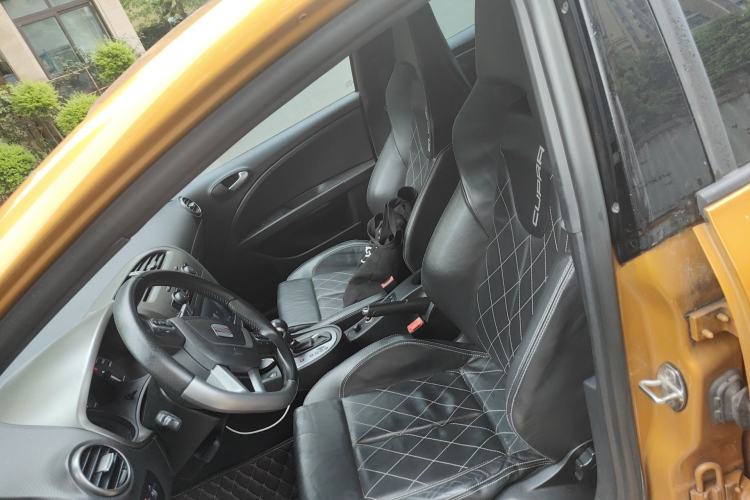 Used Seat LEON 2012 2.0 TSI CUPRA