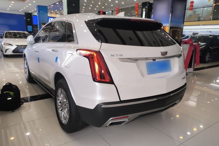 Used Cadillac XT5 2022 2.0T Two-Wheel Drive Luxury Version
