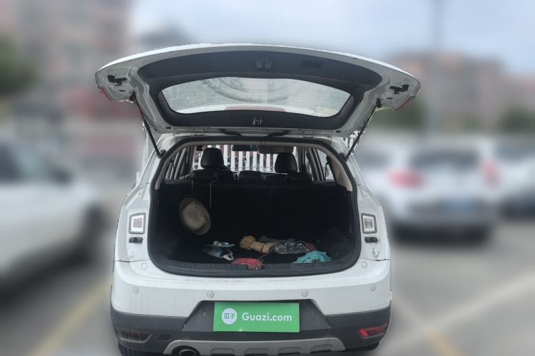 Used Baojun 560 2015 1.8L manual luxury version