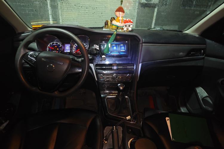 Used Venucia T70 2018 1.4T Manual Enjoyment Edition