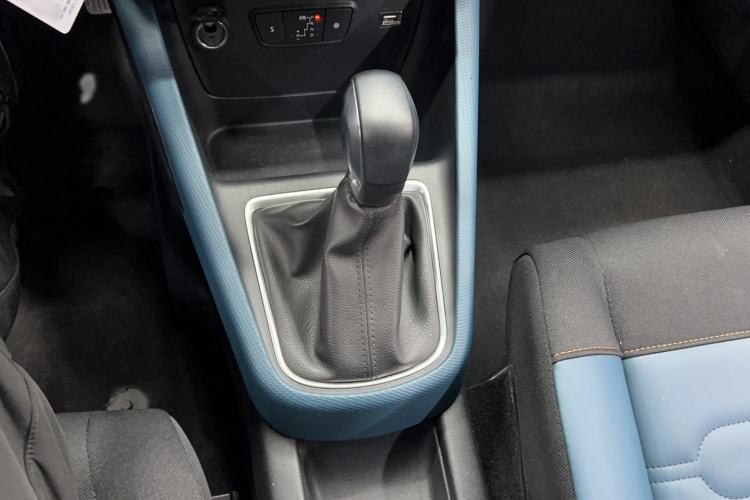 Used Citroen C4 AIRCROSS Yunyi 2018 230THP Automatic Internet E-Zhi Edition Gear Lever