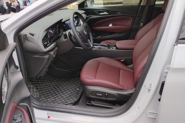 Used Buick Regal 2025 Model 28T Long-Range Enjoyment Edition