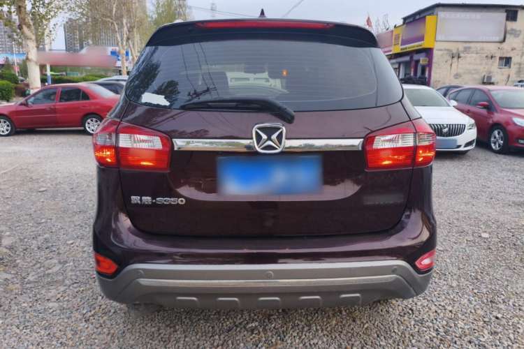 Used JMC Yusheng S350 2016 2.0T Automatic Two-Wheel Drive Gasoline Luxury Edition 5 Seats