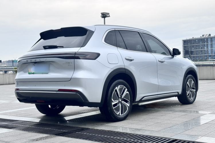 Used Geely Galaxy Xingjian 7 EM-i 2025 120km Exploration+ Version Exterior 2