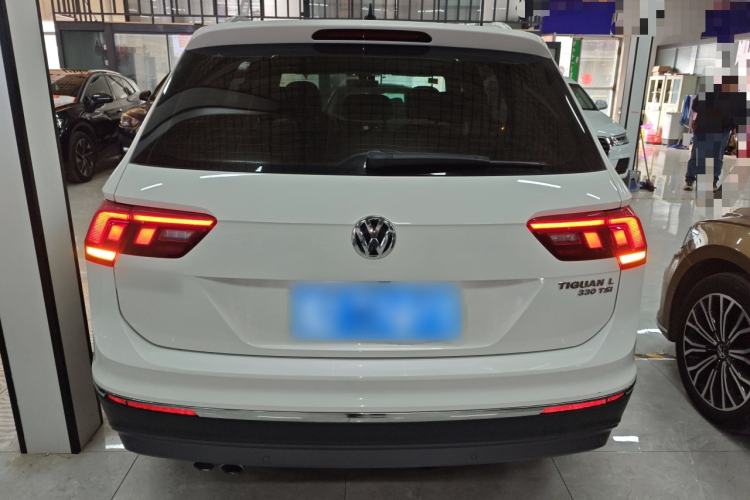 Used Volkswagen Tiguan L 2019 330TSI Automatic Two-Wheel Drive Smart Luxury Version China VI Standard
