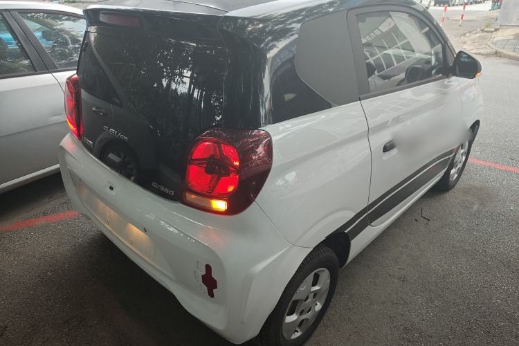 Used Roewe Clever 2021 302 km New Four-Seater Super-Efficient Version