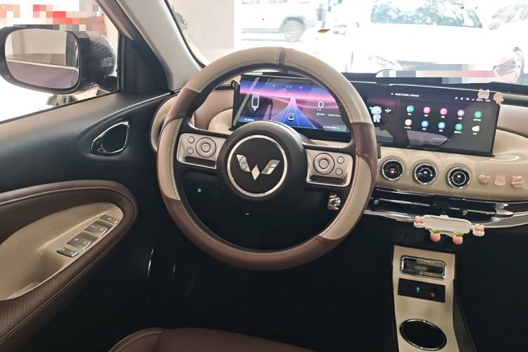 Used Wuling Bingo 2023 333 km Lingxi Connected Version
