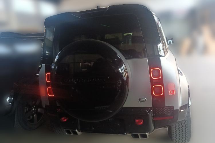 Used Land Rover Defender 2021 110 P400 X-DYNAMIC HSE
