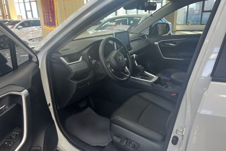 Used Toyota RAV4 2022 2.0L CVT Two-Wheel Drive Fashion Edition
