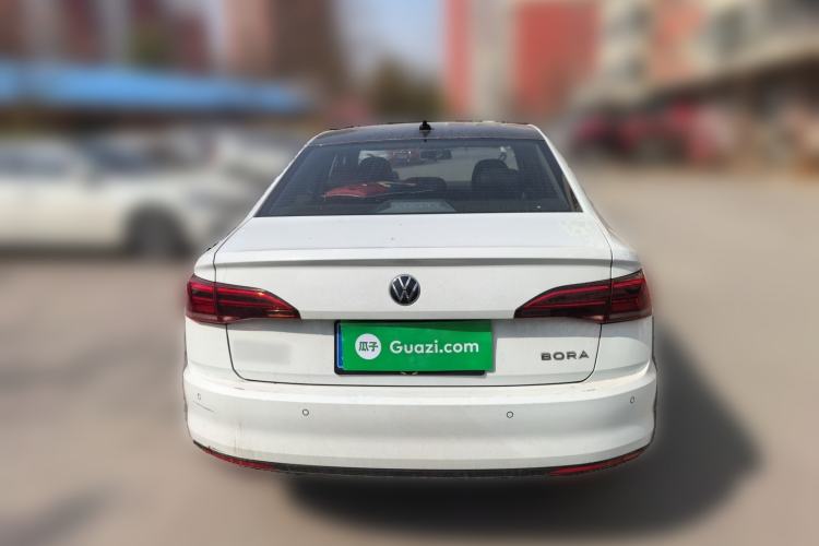 Used Volkswagen Bora 2021 1.5L Manual Fashion Smart Connect Edition
