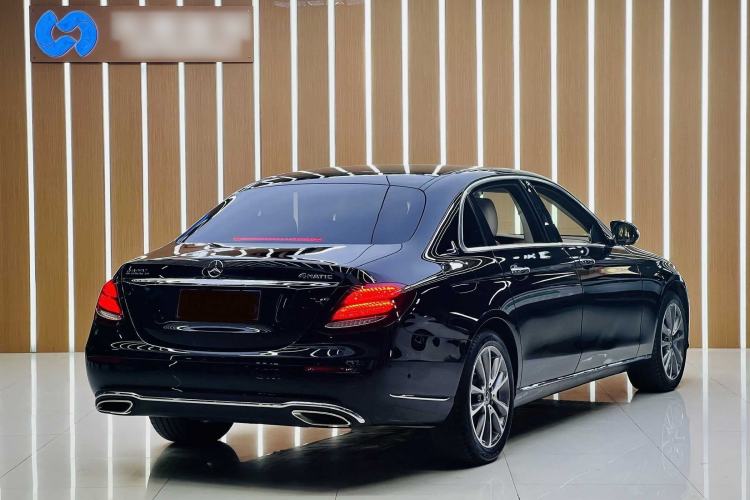 Used Mercedes-Benz E-Class 2020 Facelift E 260 L Exterior 3