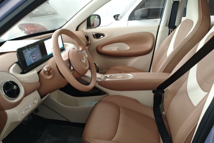 Used Wuling Bingo 2025 333 km Enjoyment Version Left Front Seat