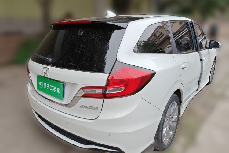 Used Honda Jade 2017 1.8L automatic Comfort version 5 seats