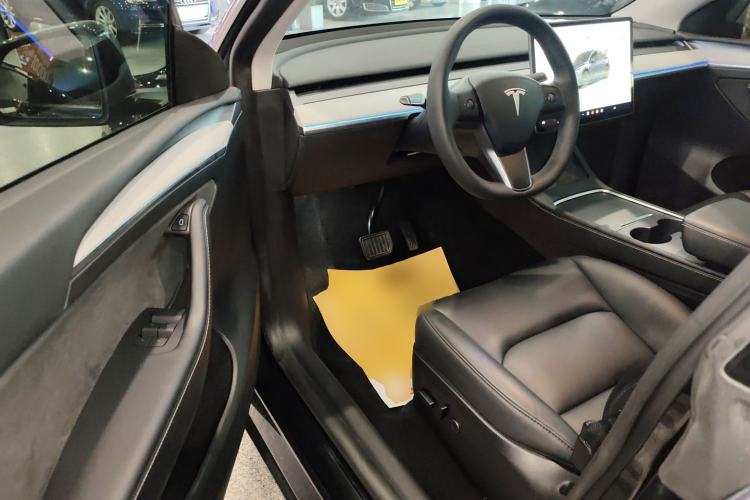 Used Tesla Model Y 2024 Rear-Wheel-Drive Version