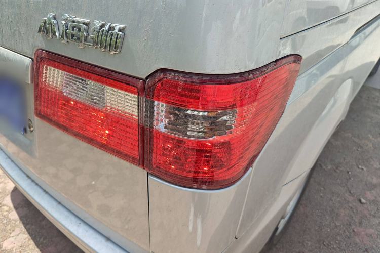 Used Jinbei Hiace X30 2024 1.5L Champion Edition Passenger Vehicle 5/6/7 Seats
