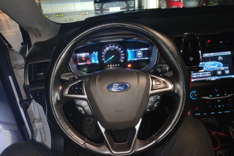 Used Ford Mondeo 2013 2.0L GTDi 200 Fashion Edition