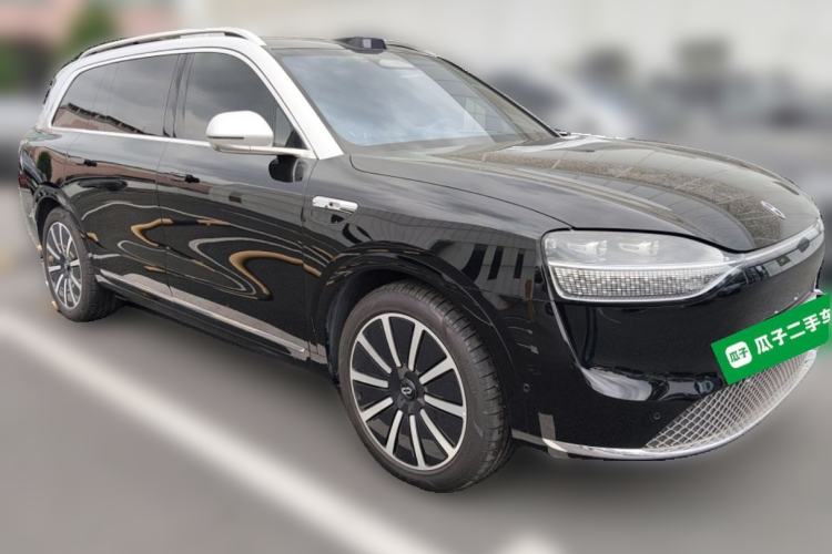 Used Hima AITO M9 2024 All-Electric Ultra Version 100 kWh 6-Seater Model Front Right 45 Deg