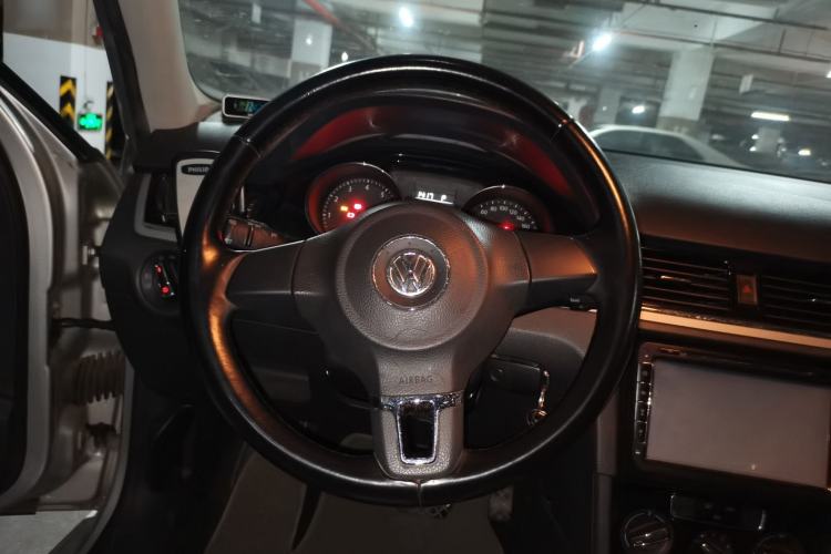 Used Volkswagen Bora 2013 1.6L Automatic Comfort Model Steering Wheel