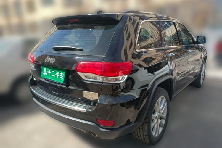 Used Jeep Grand Cherokee 2017 3.6L Elite Navigation Edition Rear Right 45 Deg