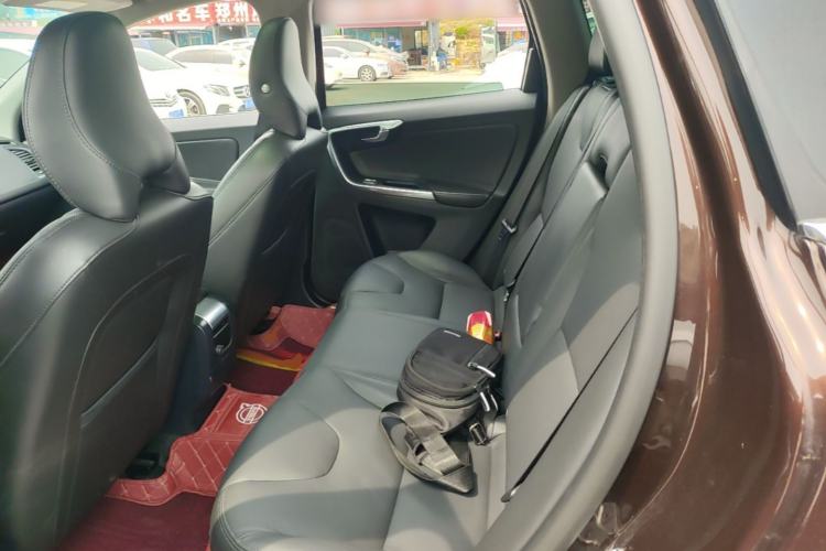 Used Volvo XC60 2017 T5 Smart Upgrade Edition Left Rear Seat