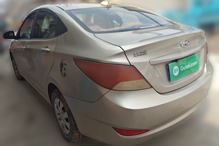 Used Hyundai Verna (older generation) 2010 Sedan 1.4L Manual Comfort GS
