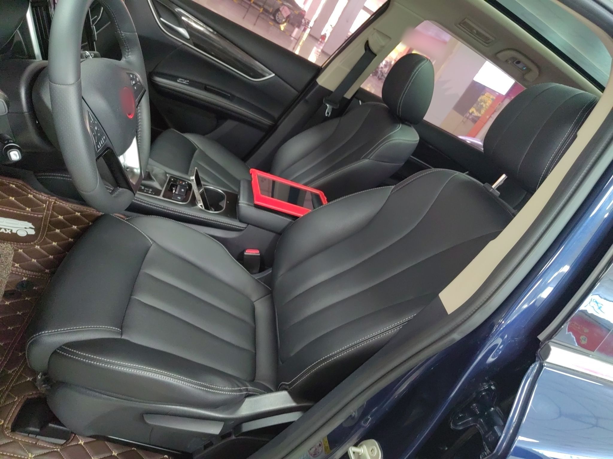 Interior delantero