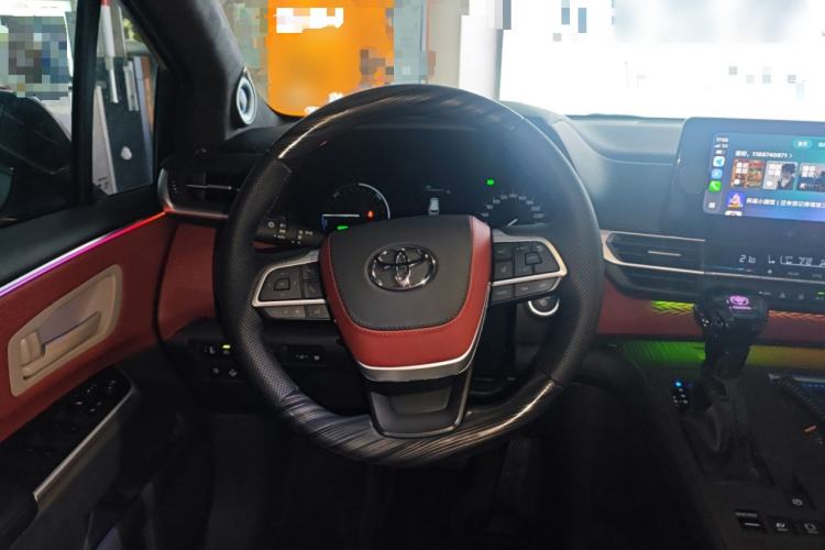 Used Toyota SIENNA 2026 Model 2.5L Dual-Engine Two-Wheel-Drive Comfort Edition