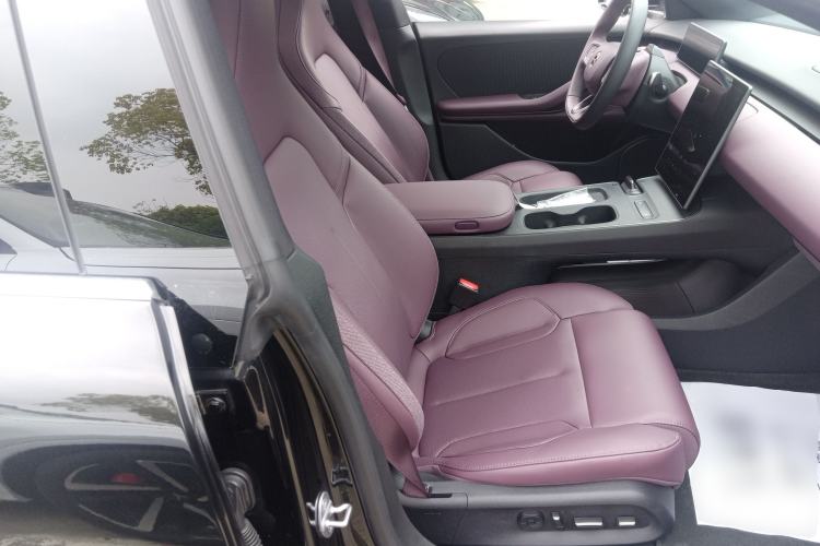 Used Nio ET5T 2024 75kWh Touring Right Front Seat