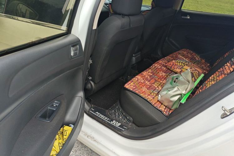 Used Peugeot 308 2014 Enjoy Edition Classic 1.6L Automatic Premium Model
