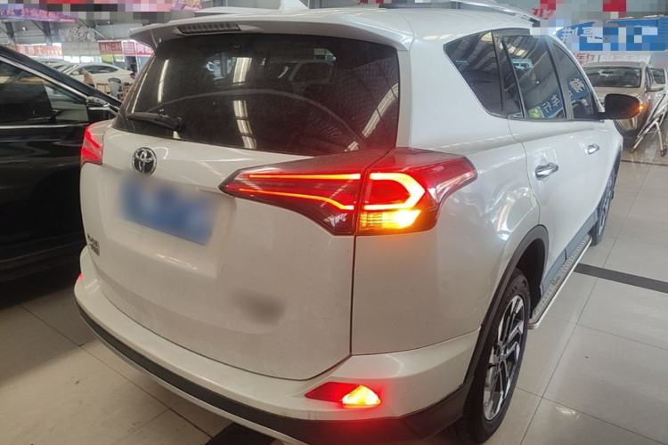 Used Toyota RAV4 2018 2.5L Automatic 4x4 Elite i Edition
