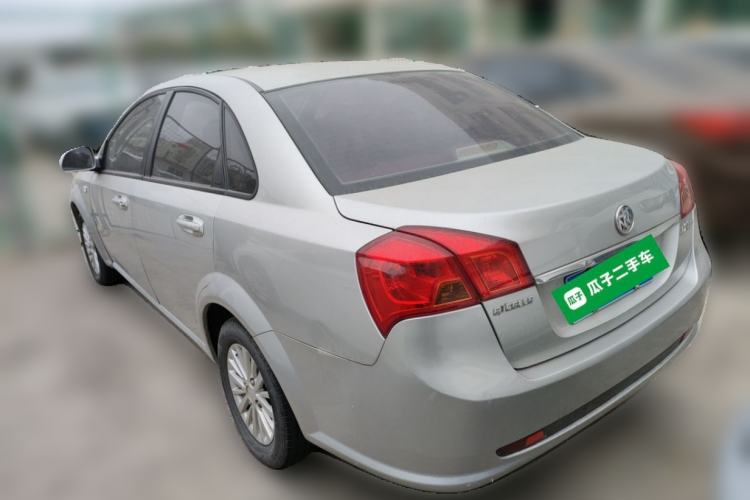 Used Buick Excelle 2015 1.5L Automatic Classic Model
