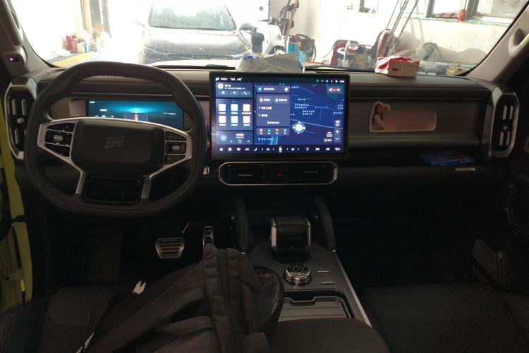 Used JETOUR Traveler 2023 2.0T All-Wheel-Drive CrossPRO Center Console