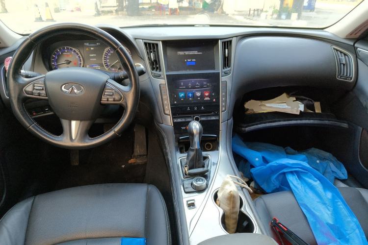 Used Infiniti Q50L 2015 2.0T Enjoyment Edition
