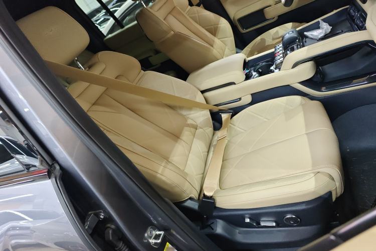 Used Formula Leopard Leopard 5 2023 Navigator Edition
