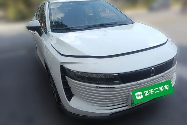 Used ORA iQ 2018 High-Range Version Smart Connectivity Model
