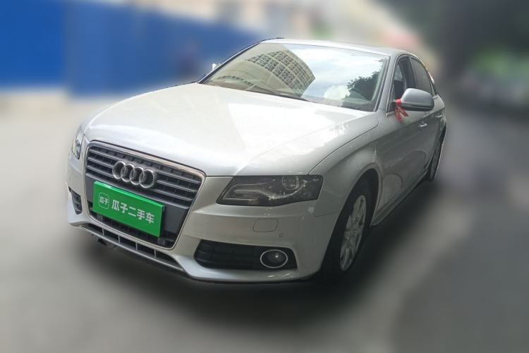 Used Audi A4L 2012 2.0 TFSI automatic Comfort trim level Guazi used car, China used car export, Used car for sale, Used Audi cars, Cheapest cars for sale