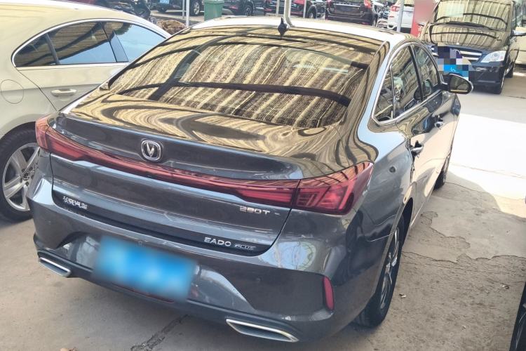 Used CHANGAN Eado 2023 Changan Edition PLUS Blue Whale NE 1.4T GDI DCT Prestige Version
