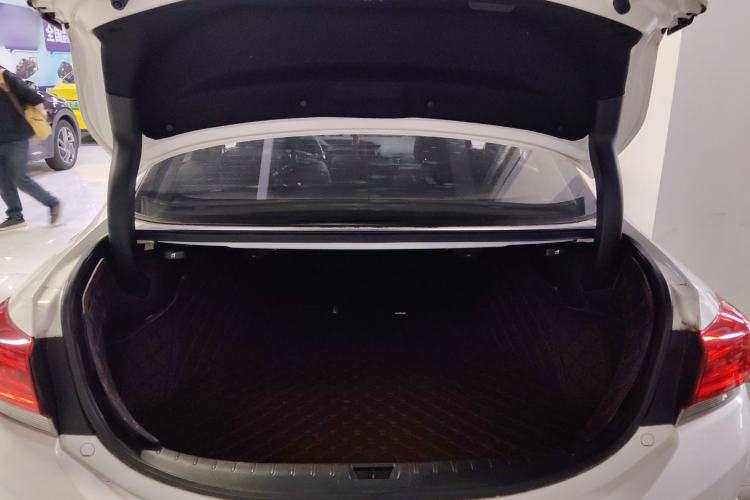 Used Honda Spirior 2017 2.0L Comfort Edition Trunk