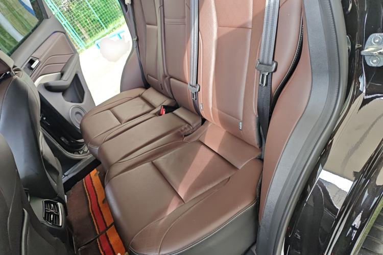 Used Wey VV6 2021 2.0T All-Wheel Drive Zhiyu+ Left Rear Seat