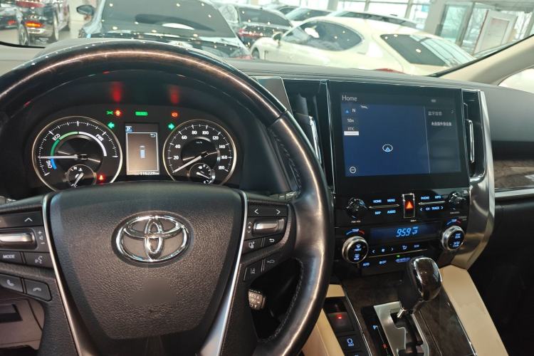 Used Toyota Alphard 2021 Dual-Engine 2.5L Prestige Edition Center Console