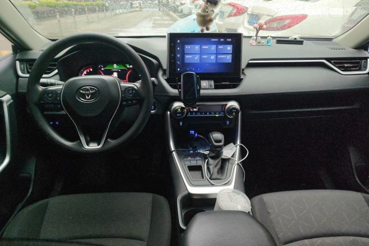 Used Toyota RAV4 2021 2.0L CVT Two-Wheel Drive Fashion Edition